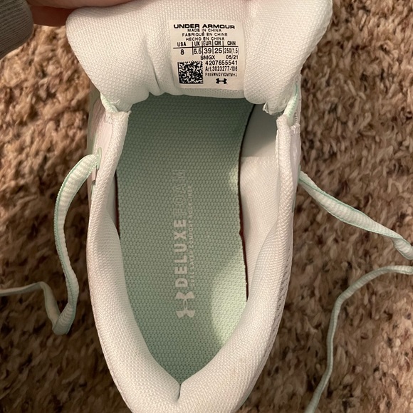 COPY - Under Armour DeluxeFoam White and Mint Women’s Sneakers - Picture 4 of 7
